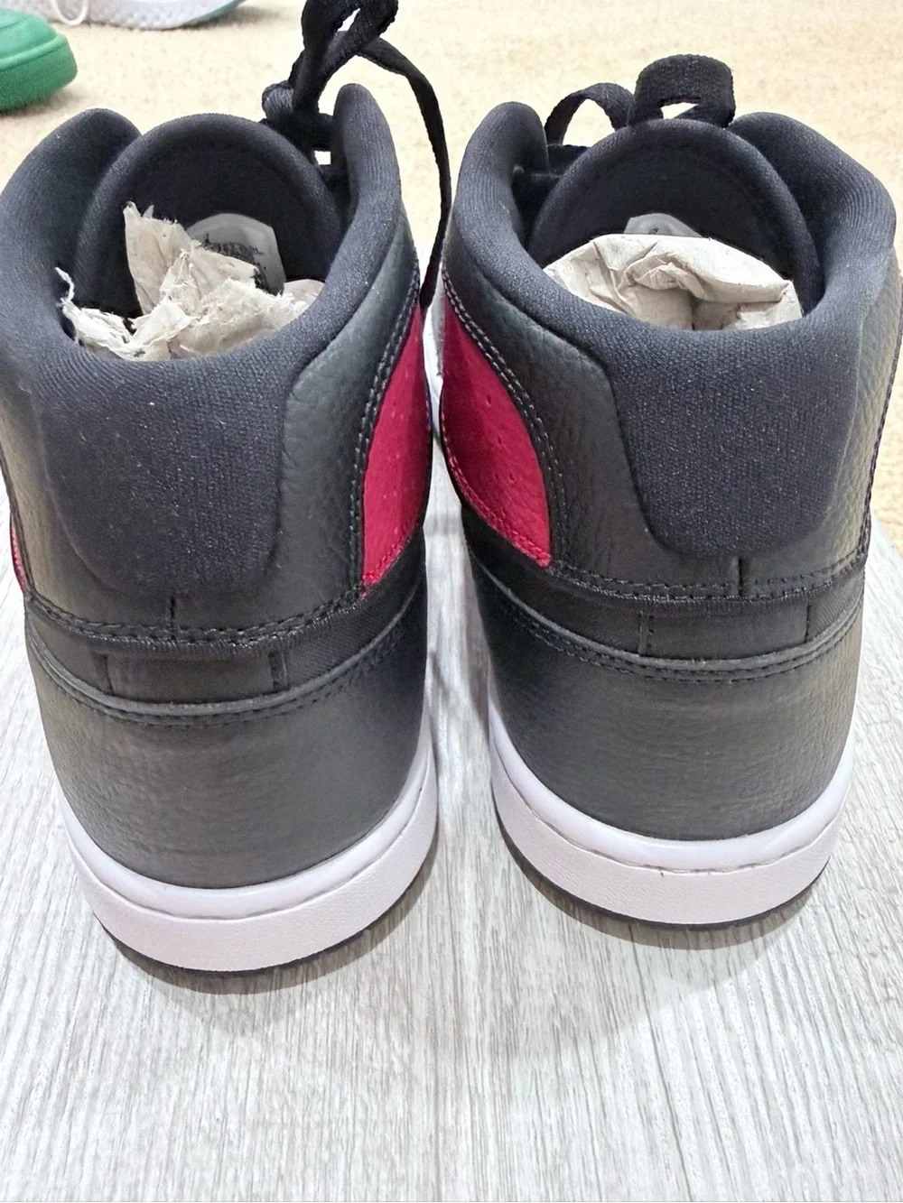 Nike Jordan acesss